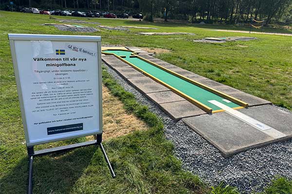 Minigolfbana på Hällestrand